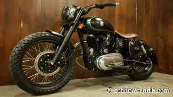 Royal Enfield Bullet with a cast-iron engine converted into a Bobber; Full story here