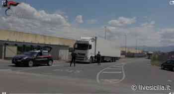 Catania, si facevano restituire parte dello stipendio: due arresti - Livesicilia.it