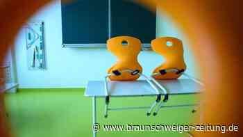 Regierung: Querdenker schicken Drohschreiben an Schulen