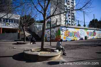 Covid-19: dans les cités de Marseille, la vaccination à l'épreuve de la précarité