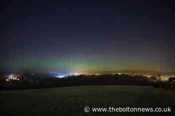 Avid Bolton photographer captures stunning Northern Lights - The Bolton News