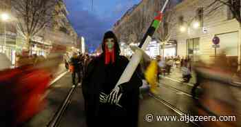 Thousands protest against France COVID vaccine pass | Coronavirus pandemic News - Al Jazeera English
