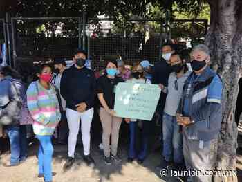 Familiares y pacientes con diabetes se manifestaron frente al IMSS en Cuernavaca - Unión de Morelos