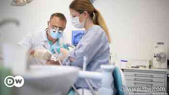 COVID: Will the vaccine mandate deal a blow to medical care in Germany's Saxony? - DW (English)