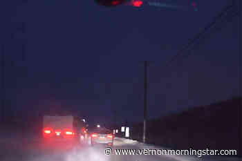 Fully loaded semi trailer makes dangerous pass in Oliver - Vernon Morning Star