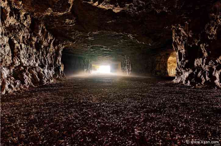 This $7.9M Missouri mansion comes with three mines