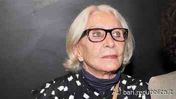 Bari, addio a Chiara Samugheo: la fotografa delle dive è morta a 86 anni. Da Liz Taylor a Monica Vitti, lasci… - La Repubblica
