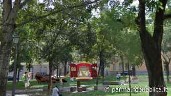 Parma, dona al Comune un gioco bimbi verdiano a forma di pianoforte e violino da montare nel piazzale - La Repubblica