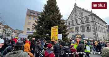 Gegen Corona-Demo Ravensburg: Christbaumdeko soll Zeichen setzen - Schwäbische