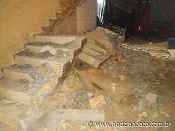 Escada de concreto cai sobre homem em Otacilio Costa - noticianoato.com.br