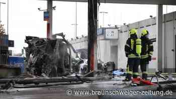 Brand an Autobahnraststätte auf A45 - zwei Tote entdeckt