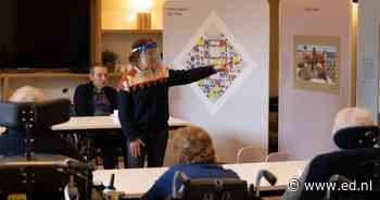 Beroemde schilderijen bekijken en bespreken bij dagbesteding verzorgingshuis Nazareth - Eindhovens Dagblad