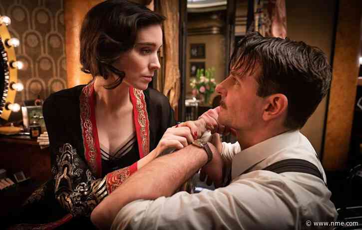 Bradley Cooper says filming ‘Nightmare Alley’ nude scene was “pretty heavy”