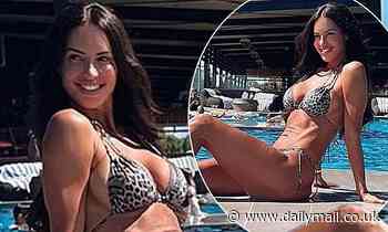 AFL 2022: WAG Alex Pike, 44, showcases her flawless bikini body poolside