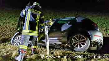 Autofahrerin landet kurz vor Danndorf im Straßengraben