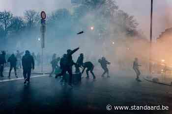 55 arrestaties na ontspoorde coronabetoging (Brussel) - De Standaard