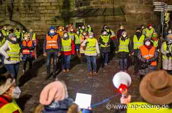 Kronach - 120 Menschen zeigen Flagge gegen „Spaziergänger“ - Neue Presse Coburg