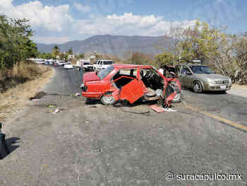 Muere un hombre en un accidente en Iguala; su esposa e hijos quedan lesionados - El Sur de Acapulco