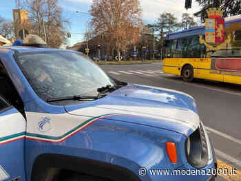 A Modena la Polizia di Stato sanziona il titolare di un bar per omessa verifica green pass - Modena 2000