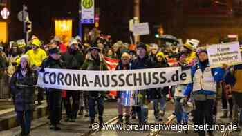 Corona-Proteste: Katz und Maus mit "Spaziergängern"