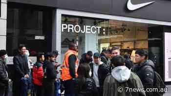 Omicron spread results in woeful result for retail not seen since 1992 - 7NEWS