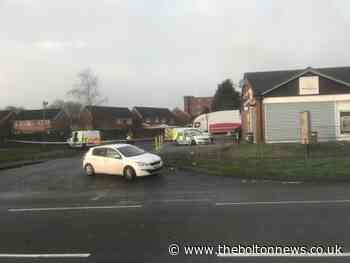 Robbers threaten delivery driver and woman at gunpoint on Brownlow Way, Bolton - The Bolton News