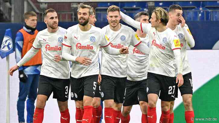 Guter Auftakt: Holstein Kiel punktet bei Schalke 04 - NDR.de