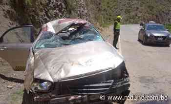 Potosí: Una persona muere y dos quedan heridas tras choque de auto contra una peña - Red Uno