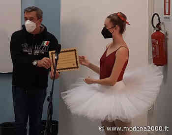 L'indirizzo coreutico del Liceo Matilde di Canossa si presenta e attraverso una bella iniziativa sostiene il GRADE - Modena 2000