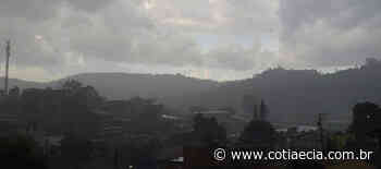 VÍDEOS: Chuva de granizo atinge diversos bairros de Cotia nesta terça-feira (18) - Cotia e Cia