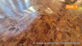 Wasserschaden: In der Pfuhler Kirche Heilig Kreuz wölbt sich der Boden