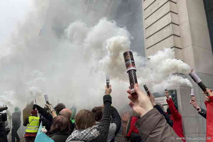 Manifestatie in Brussel roept op tot breed maatschappelijk debat over coronamaatregelen