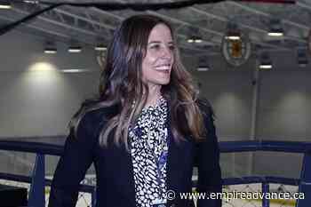 Women's hockey league to increase salary cap, add 2 teams - Virden Empire Advance