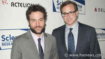 Bob Saget tribute concludes 'How I Met Your Father' premiere