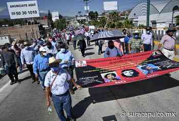 Jubilados de la CETEG y trabajadores del PAEE protestan en Chilpancingo, Iguala y Acapulco - El Sur de Acapulco