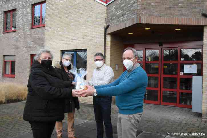 Herne bezorgt nieuwjaarscadeautje aan bewoners van Sint-Felix en Zonnestraal