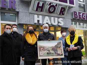 Neue Bildpostkarte zeigt historische Spiegelbildansicht von Koblenz von 1790 - Blick aktuell