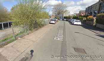 Bolton teenagers punched and robbed of £350, iPhone XR and Gucci bag - The Bolton News