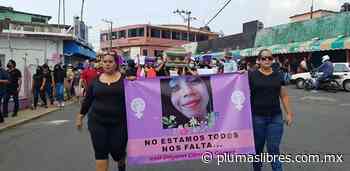 El pueblo de Nanchital salió a marchar cargando el féretro de la niña Itzel Dayana, alcaldesa Zoila Balderas Guzmán se escondió, fiscalía cerrada - plumas libres