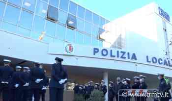 Bari, consegnate pergamene di encomio al personale della Polizia Locale - TRM Radiotelevisione del Mezzogiorno