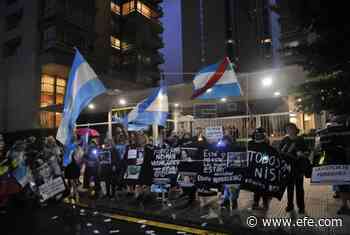 Una marcha fúnebre recorre Buenos Aires en recuerdo del fiscal Alberto Nisman - Agencia EFE