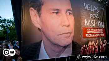 Marcha fúnebre recorre Buenos Aires en recuerdo del fiscal Alberto Nisman - DW (Español)