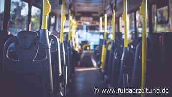 Fulda: Linienbus stößt mit Lkw zusammen - Ursache unklar - Fuldaer Zeitung