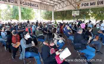 Inicia la vacunación contra Covid-19 para maestros en Los Mochis - Debate