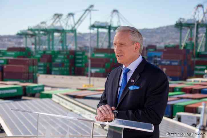 Port of LA broke Western Hemisphere cargo record in 2021