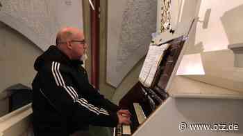 Mühlhäuser Christian Kropp spielt James-Bond-Thema auf der Orgel - Ostthüringer Zeitung