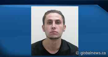 Calgary police ask for help finding man who missed drug court date - Global News