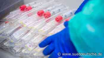 Gesundheit - Kiel - 5415 Corona-Neuinfektionen: Inzidenz bei 896,1 - Gesundheit - Süddeutsche Zeitung