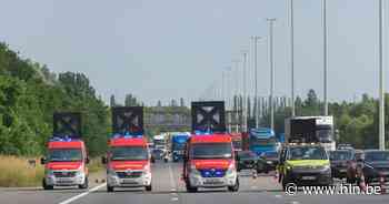 Man zwaargewond na aanrijding door vrachtwagen op E19: richting Brussel slechts één rijstrook open - Het Laatste Nieuws