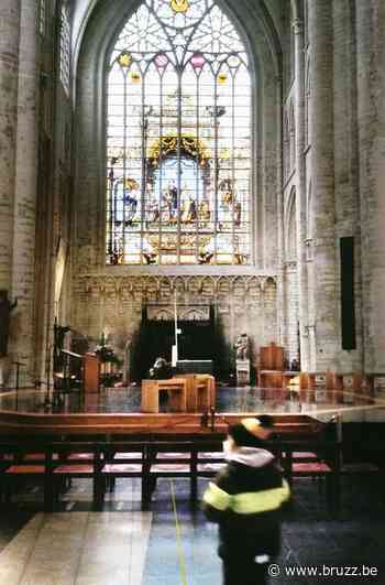 JOUW VRAAG. Werd onze tijd afgesteld in Brussel? - BRUZZ